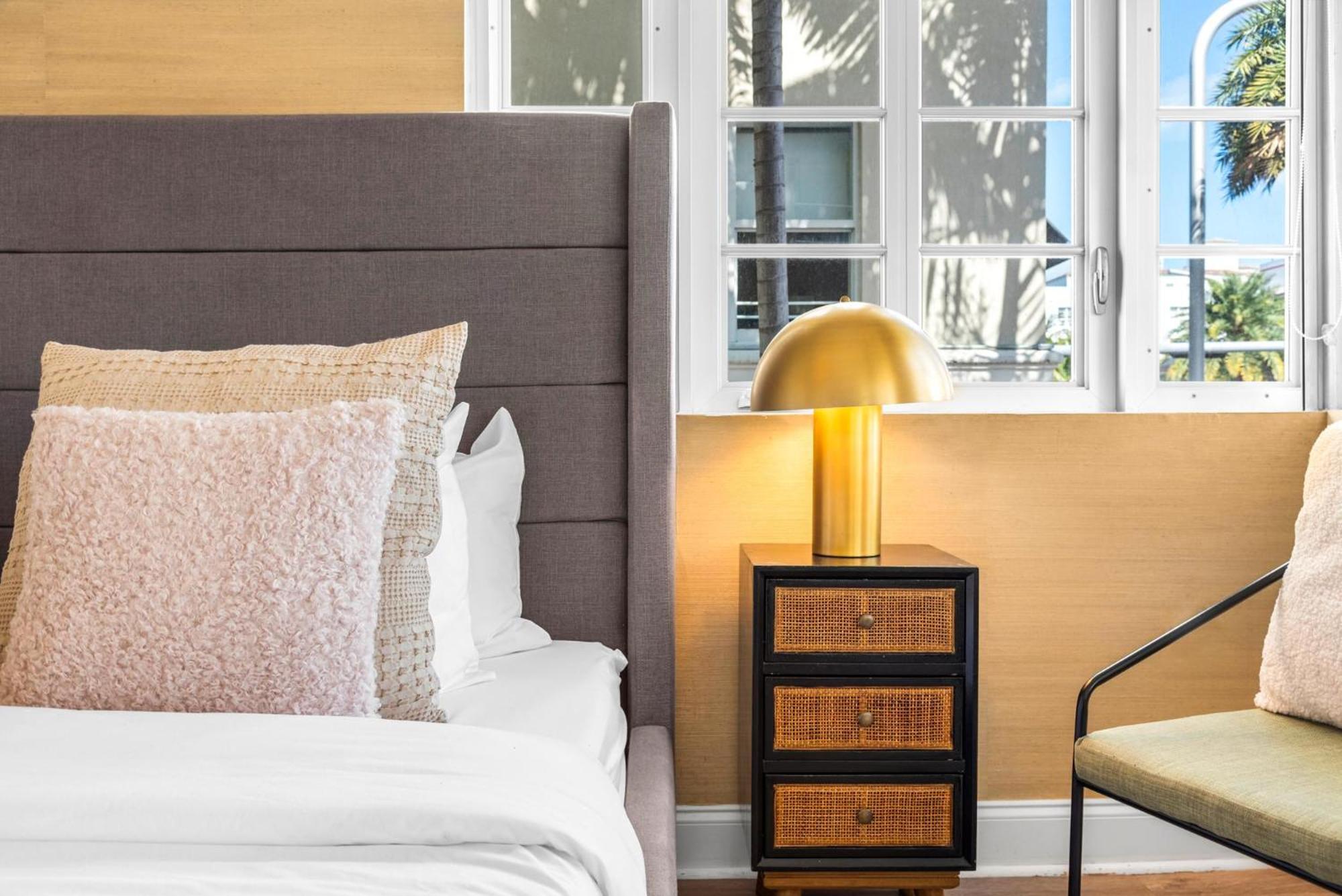 Luxuri Suites 마이애미 비치 외부 사진