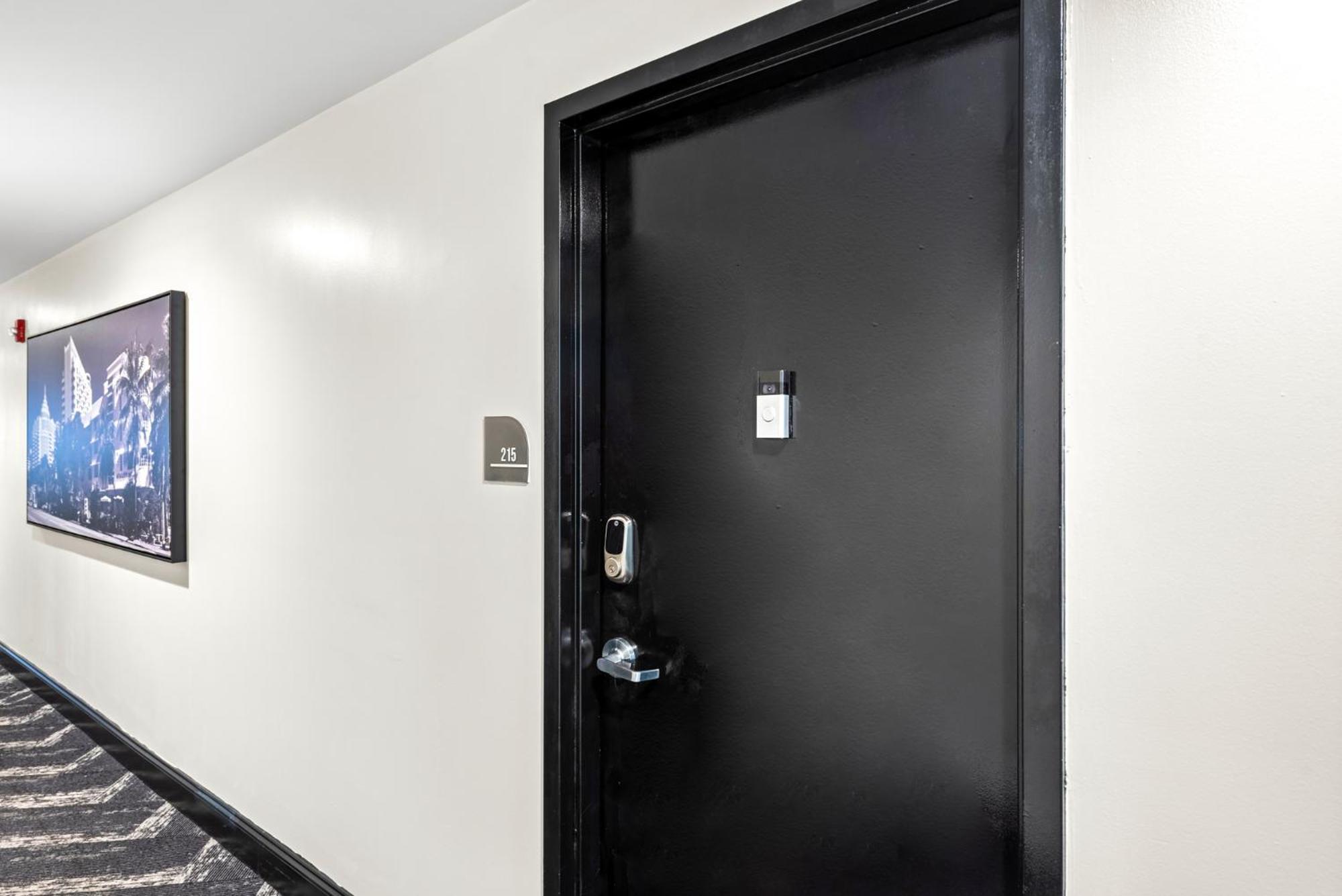 Luxuri Suites 마이애미 비치 외부 사진
