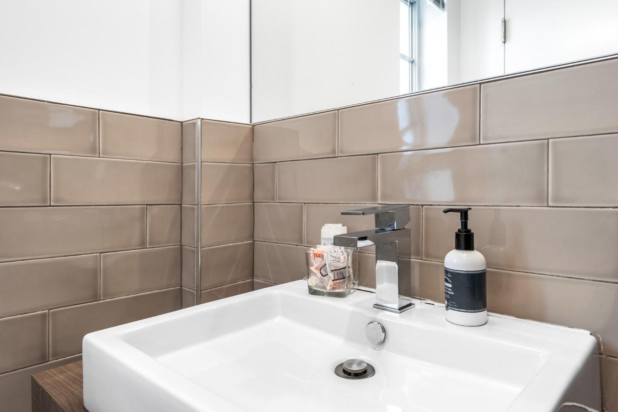 Luxuri Suites 마이애미 비치 외부 사진